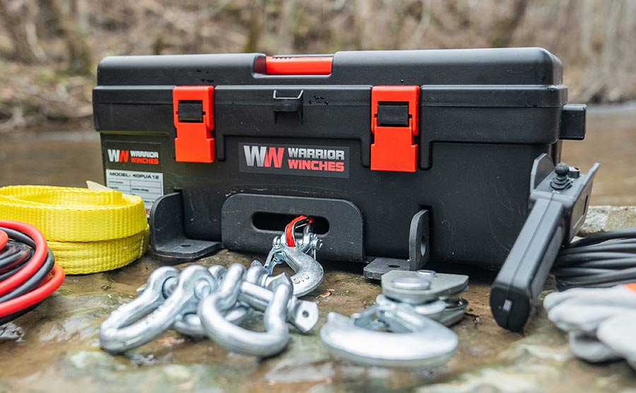 Trojan 4,000lb 12v Portable Utility Winch - Synthetic Rope